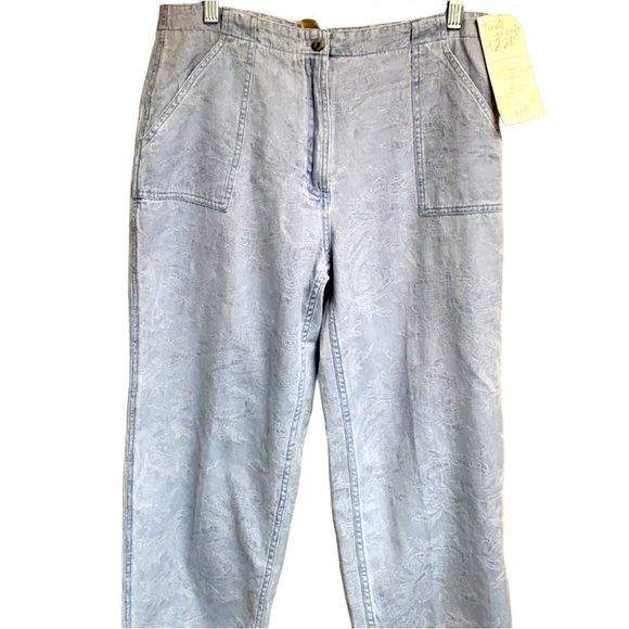 J Jill Sunwashed Damask Patch Pocket Crop Jeans - Picture 4 of 7